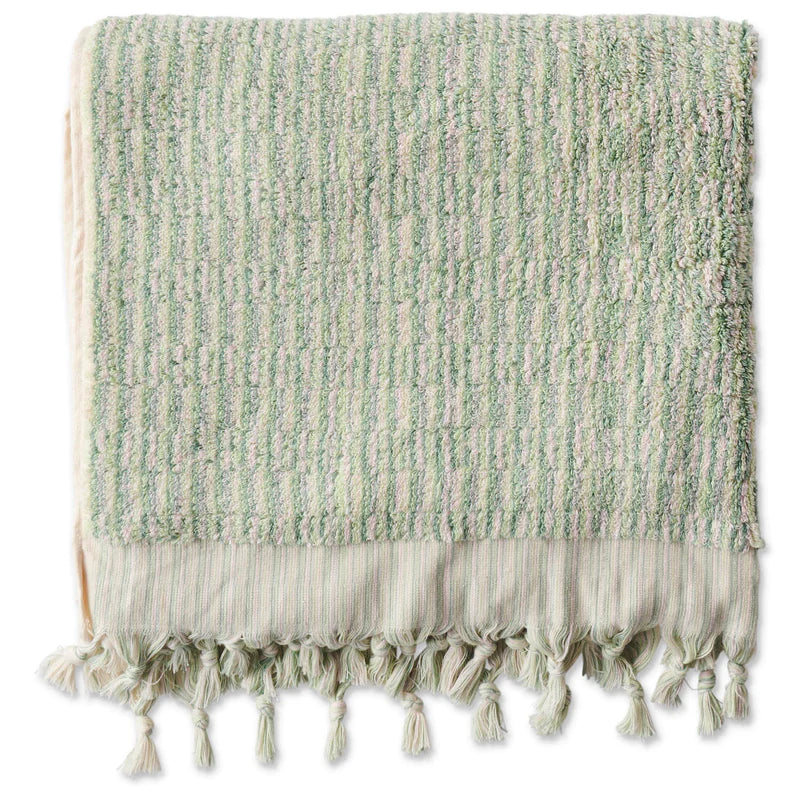 http://www.rohaus.com.au/cdn/shop/products/gum-blossom-bath-towel_3_0112_800x_526ceee7-3433-4e40-b81f-02b2367fc433.webp?v=1673520232