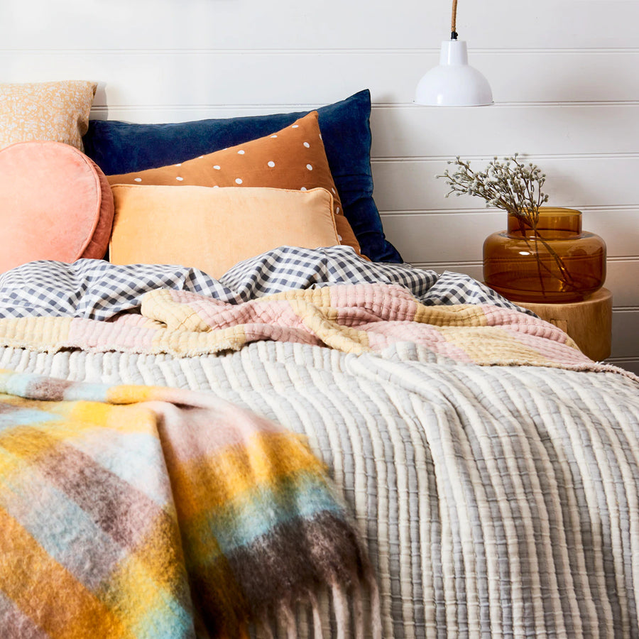 Sundae Stripe Jumbo Blanket - Castle & Things.